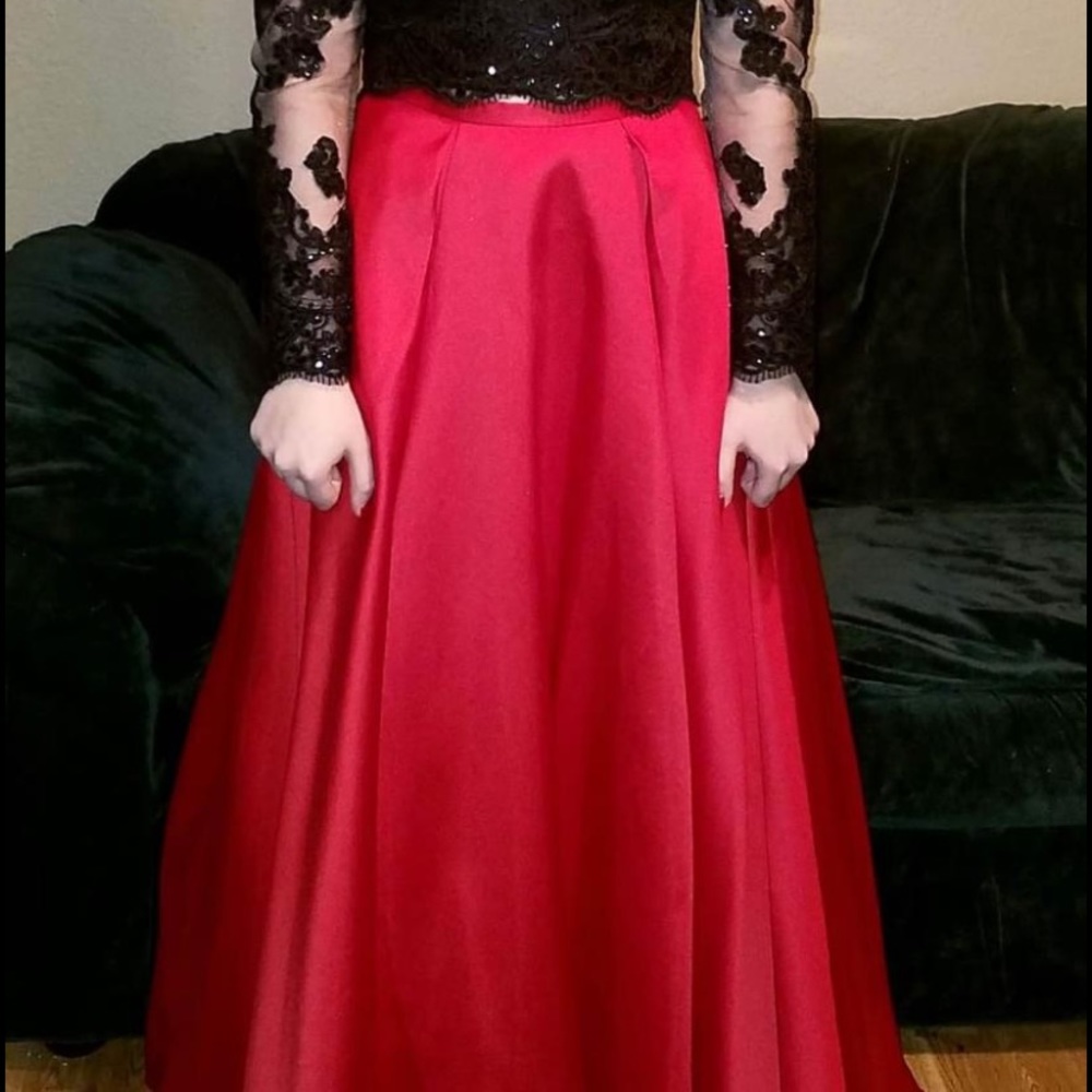 Prom Dress - Picture 3 of 3